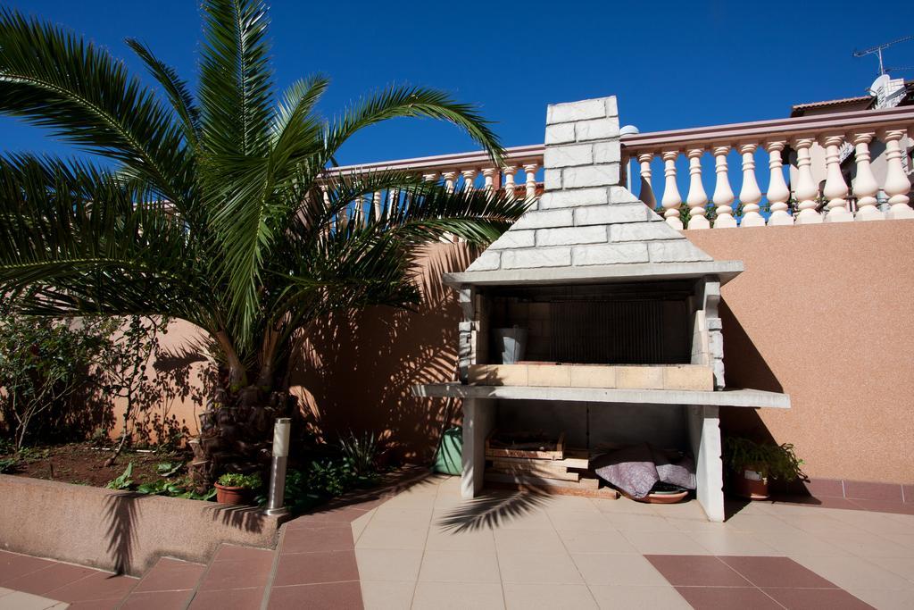 Apartments Canaria พูลา ภายนอก รูปภาพ